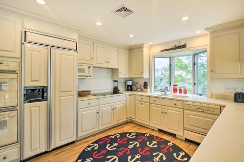 Hyannis Port Home with BBQ and Views Half Mi to Beach in Hyannis Port, USA
