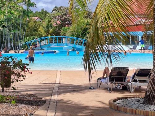 Studio avec vue mer exceptionnelle, plage et piscine, Village Vacances Sainte-Anne