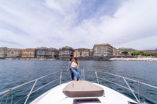 Exterior view, Le 4 Stagioni Dante's Suites H. Napoli Centro in Naples