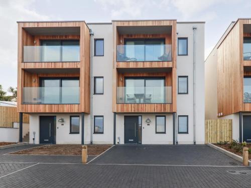 Porth Beach Villa Porth Beach Villa