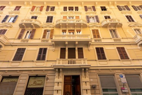 Granello Suite Central - Genova