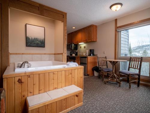 Caribou Highlands Lodge 4