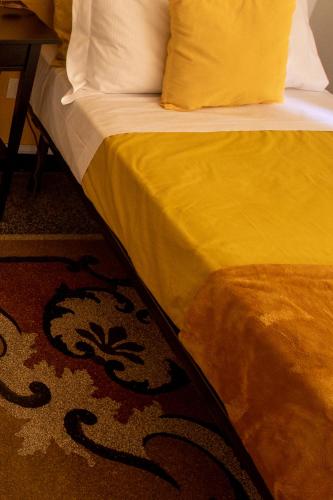 Double Room with Private Bathroom image 6