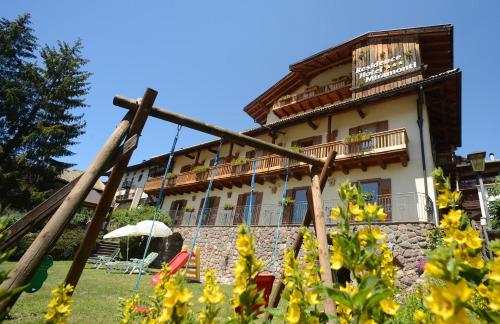 Residence Hotel Miramonti - Accommodation - Daiano