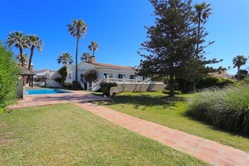 VILLA DEL MAR 'Boutique Beach-House' 11PAX - Accommodation - Rincón de la Victoria