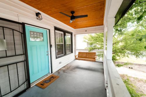 Balcony/terrace, Cozy & Stylish Home in Downtown Atlanta in Vine City