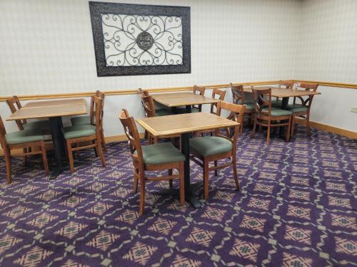 Bay Mountain Inn Cherokee Smoky Mountains - 식음료(F&B)