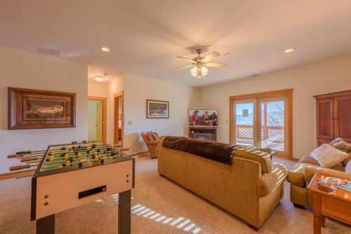Big Bear Cabin in Banner Elk, USA