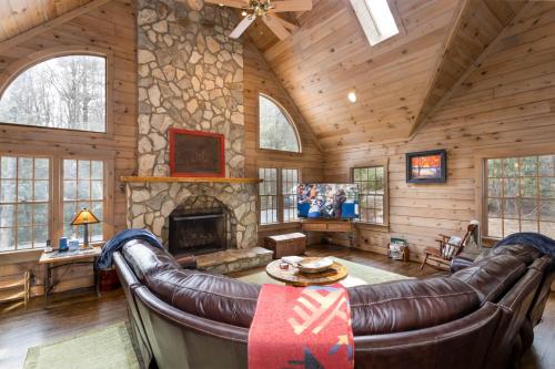 Connies Log Cabin in Sugar Mountain, USA