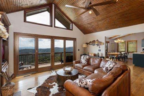 Elevated Escape in Blowing Rock, USA