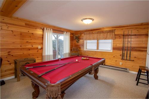 Grandview Summit Cabin in Boone, USA