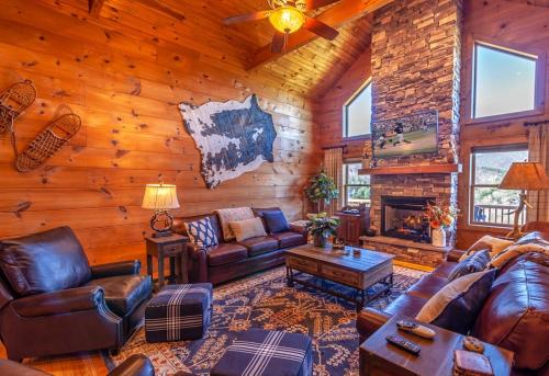 Hilltop Haven in Boone, USA