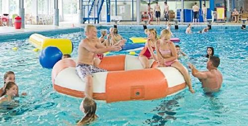 Úszómedence, Zonnig Zuid in Dirkshorn