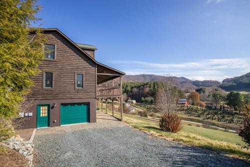 Létesítmények, Solace in Sugar Grove (NC)