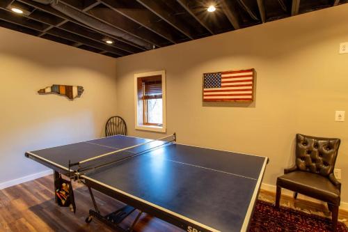 Stoney Brook Cabin in Boone, USA