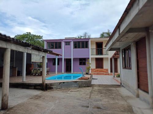 ทัศนียภาพภายนอกโรงแรม, Casa roxa com piscina em condomínio (Casa roxa com piscina em condominio) in ปันตานัล