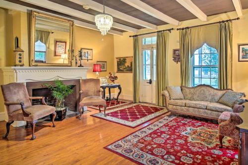 . Vintage Louisiana Vacation Rental Home