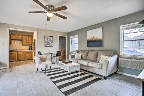 San Leon Vacation Villa with Garden Near Beach in San Leon, USA