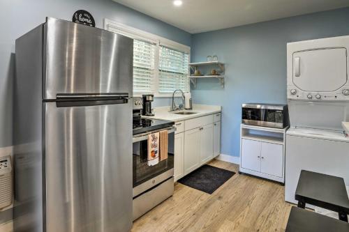 Atlanta Area Studio about 3 Mi to Gas South Arena! in Lawrenceville, USA