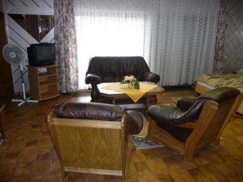 Central Hotel - main image