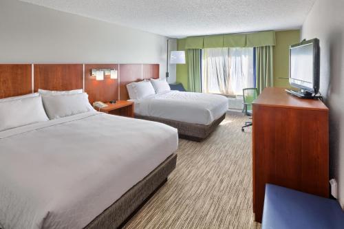 Holiday Inn Express Hotel & Suites Raleigh North - Wake Forest, an IHG Hotel