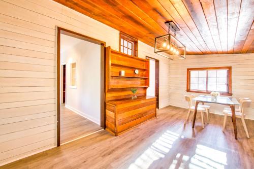 Mountain Seclusion Upper in Hendersonville, USA