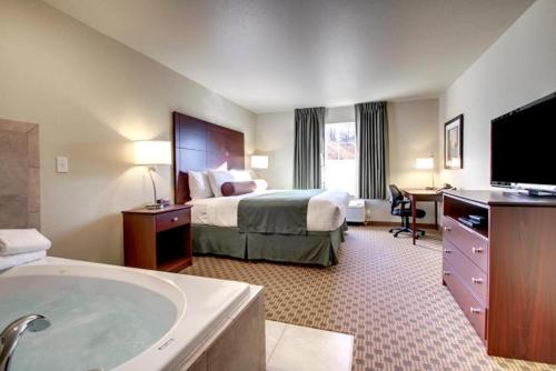 Cobblestone Hotel & Suites - Knoxville