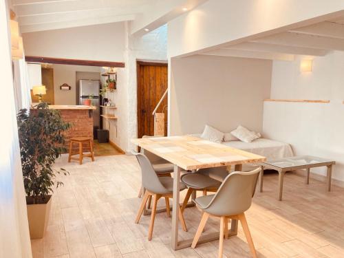 Apartment - Split Level