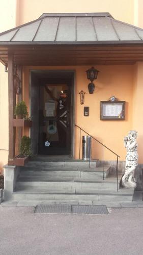 مدخل, Hotel Restaurant Platamon in Feuchtwangen