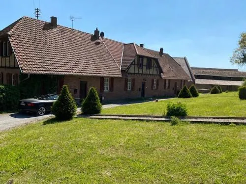Charmantes Gästehaus Maya im Schloß und Hofgut Langenzell in Wiesenbach, Deutschland