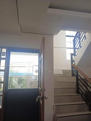 Mando Manor -3 Bedroom Private House for Large Group in Tacloban