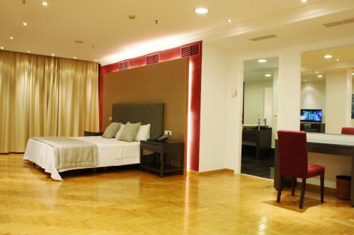 Theoxenia House Hotel, Афины (фото 3)