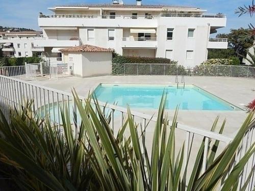 Appartement Cavalaire-sur-Mer, 2 pièces, 4 personnes - FR-1-100-215