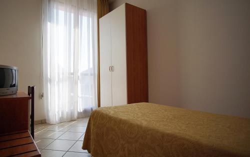 1 twin bed