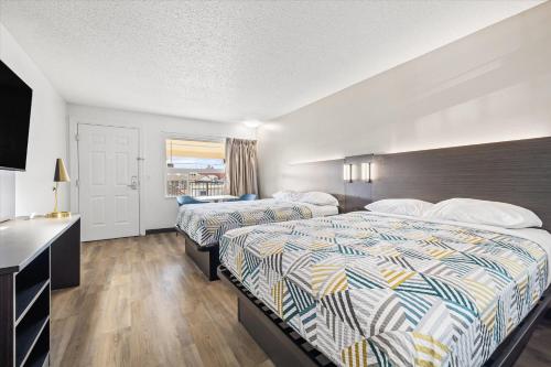 1 queen bed