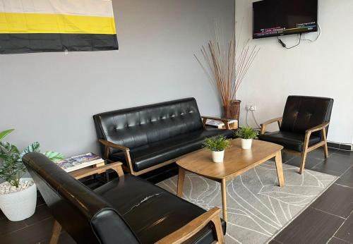 Facilities, 1108 Hotel Sungkai in Sungkai