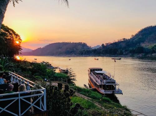 B&B Luang Prabang - Villa Alounsavath Mekong Riverside - Bed and Breakfast Luang Prabang