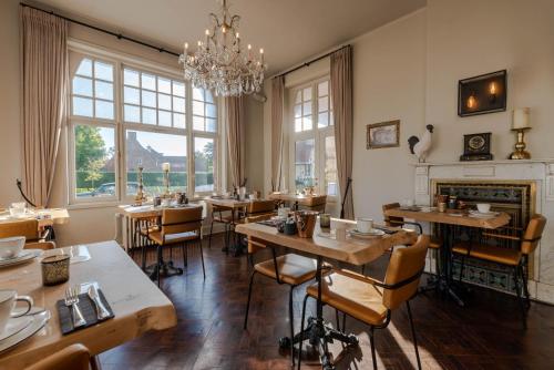Hotel Bonne Auberge (Adults Only) - image 4