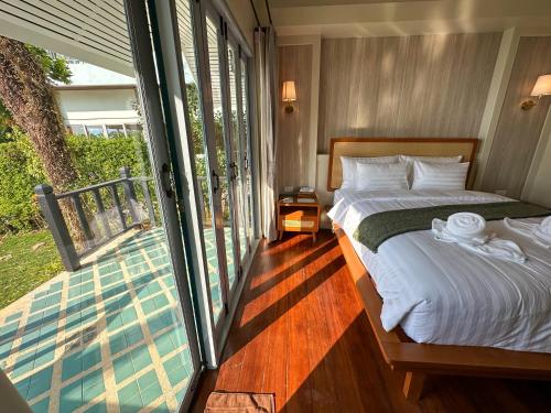 Sea Escape Koh Chang