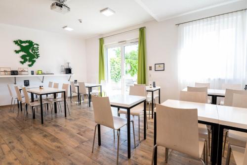 sHome Hotel Graz - Self-Check-in & free parking