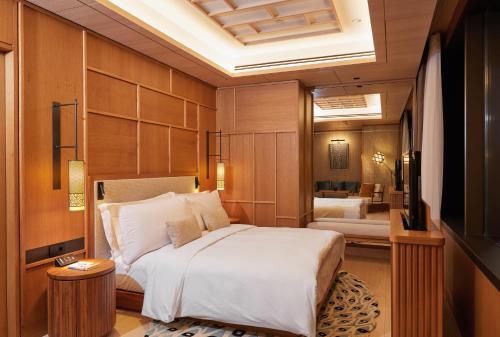432432204 The Ritz-Carlton, Istanbul at the Bosphorus