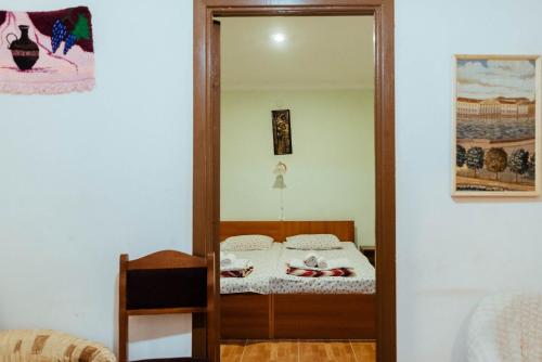 1 queen bed
