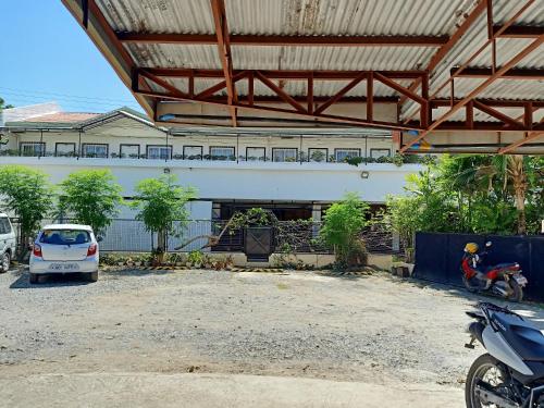 MB's Garden Inn MB's Garden Inn