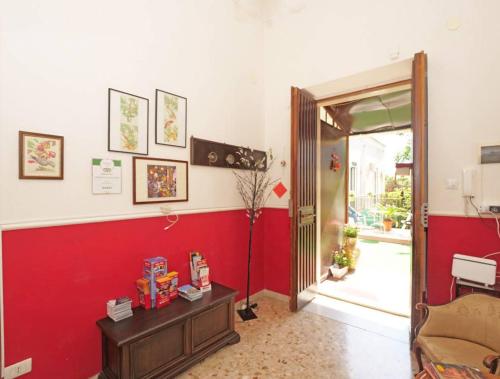 Piccadilly House - image 11