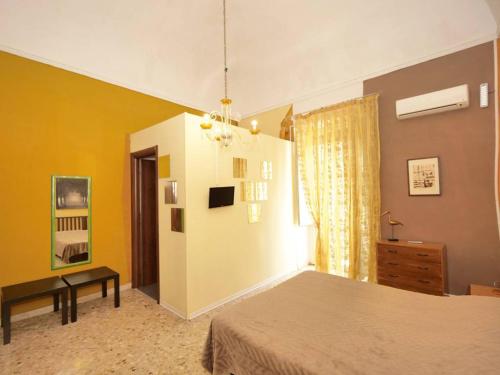 Piccadilly House - image 10