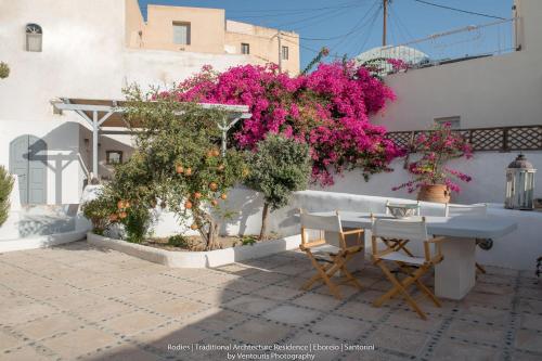 Rodies Traditional House - Location saisonnière - Emporio Santorini