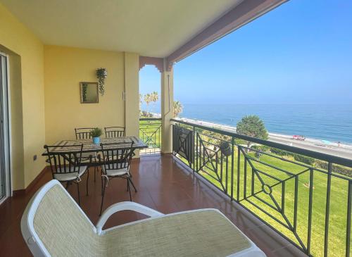 Firstline Beach by Spain2home