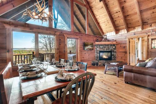 Alpine Splendor Family Game Room Views Hot Tub – khách sạn tại Pittman Center