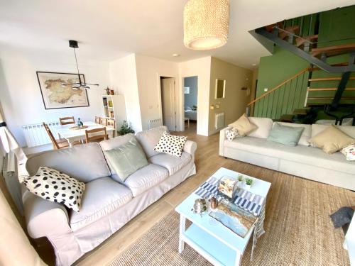 4 bedrooms, 8 beds