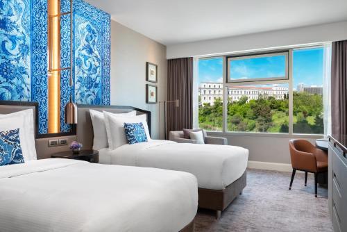 432474218 The Ritz-Carlton, Istanbul at the Bosphorus